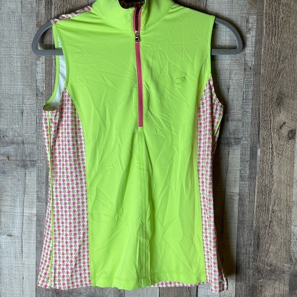 Fairway and Greene Women's Aloha Aria pineapple sleeveless top - Picture 1 of 8